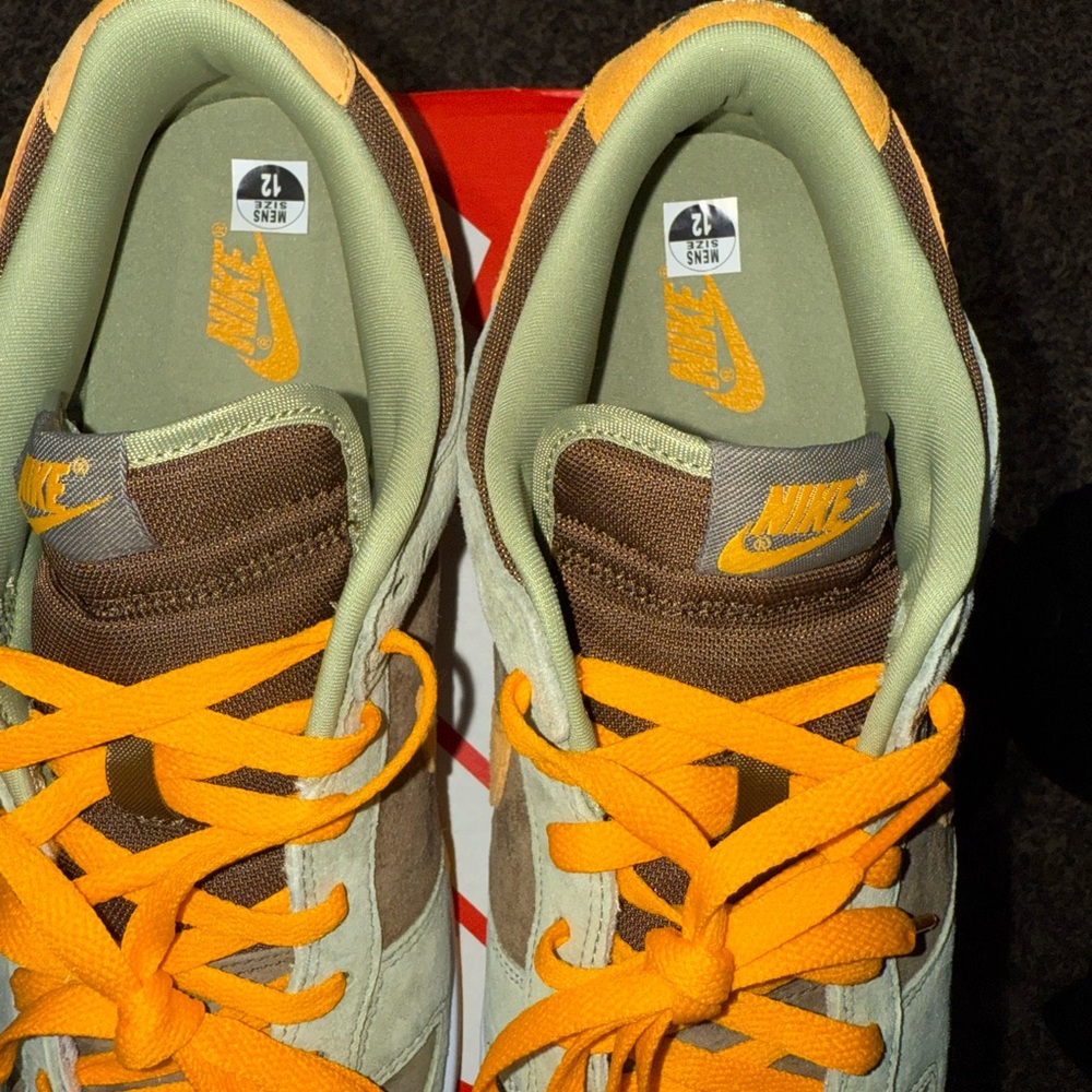 Nike dunks - Picture 2 of 4